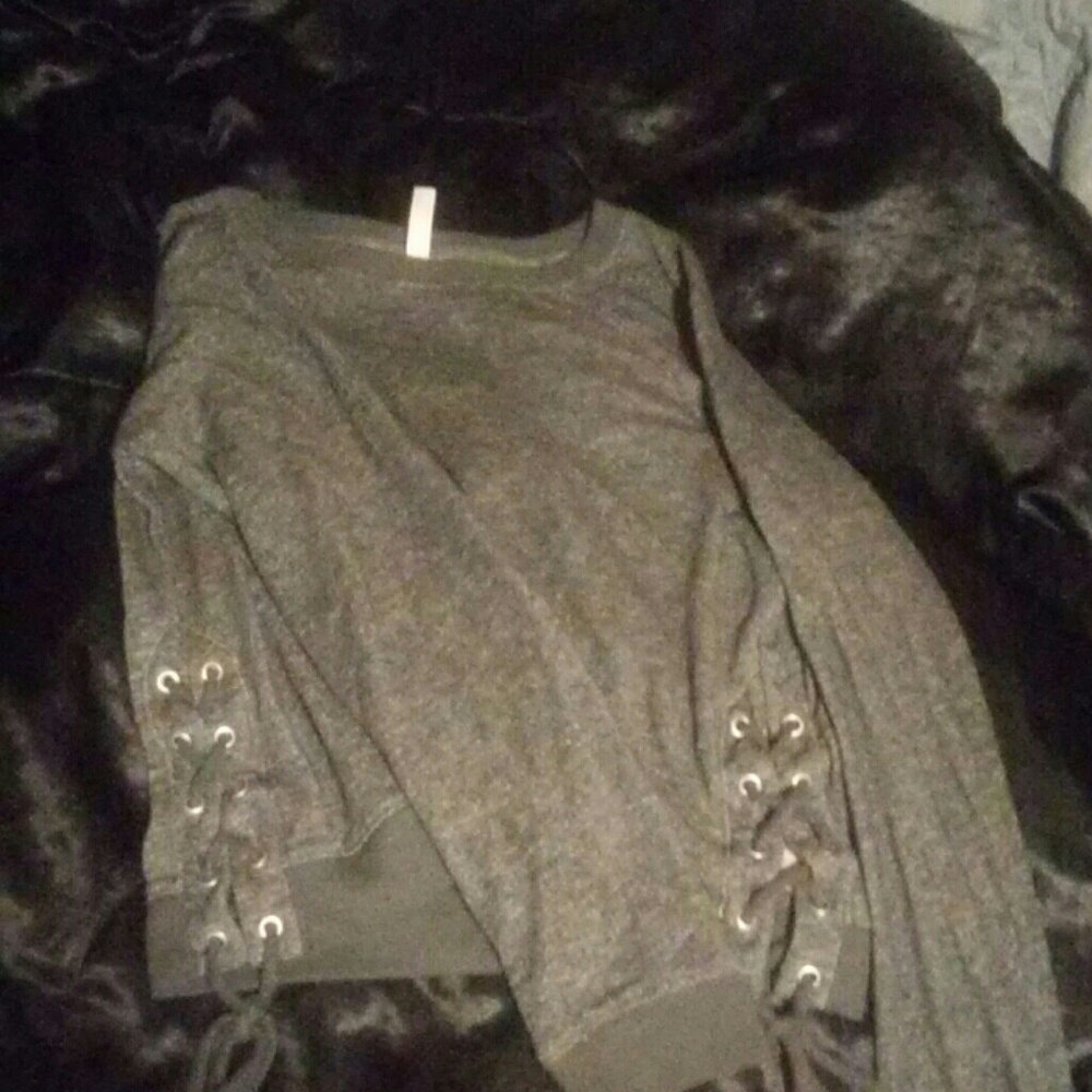 Grey sweater